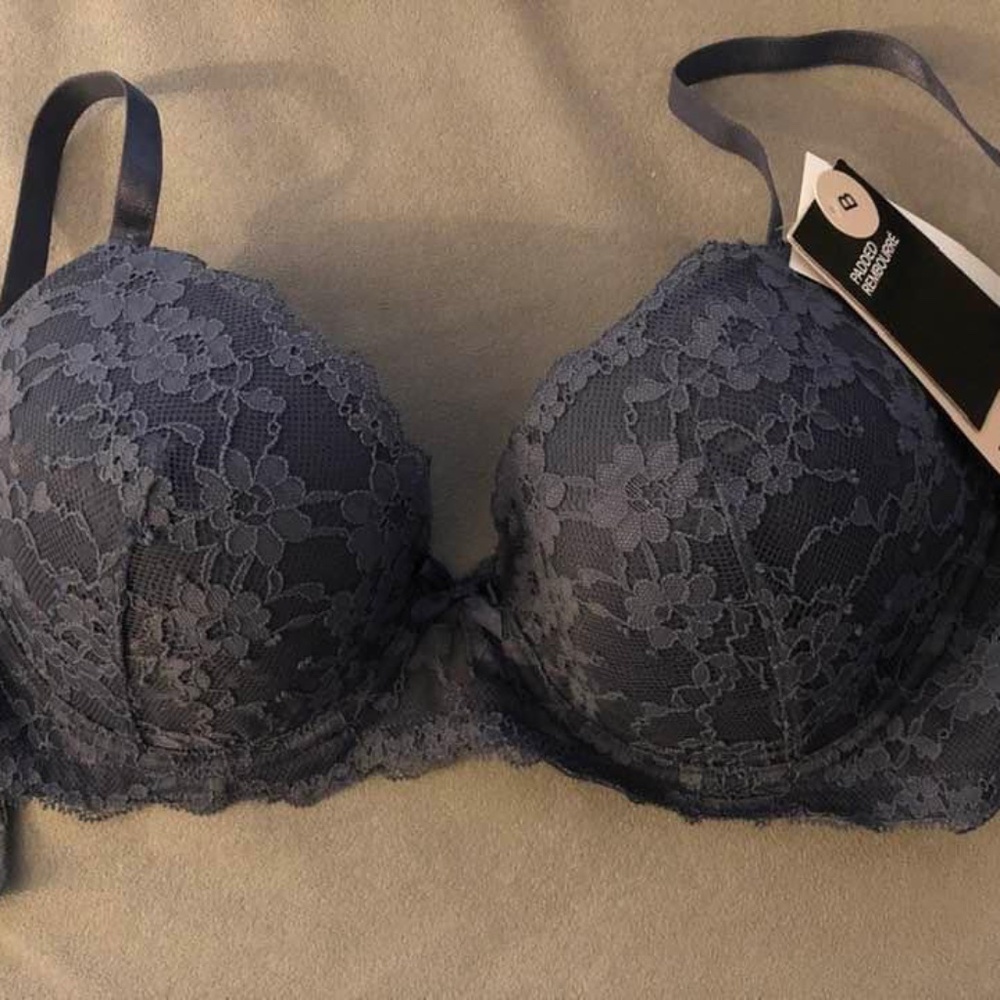 Brand new with tags padded h & m bra - dark blue size 38b